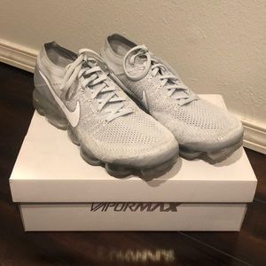 Nike Air Vapormax Flyknit mens size 11.5